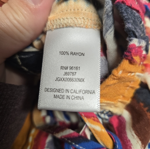 Gypsies & Moondust Colorful Striped Women's Shorts Size Medium Rayon - Picture 4 of 4